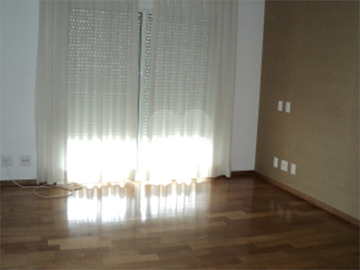 Foto REO266455