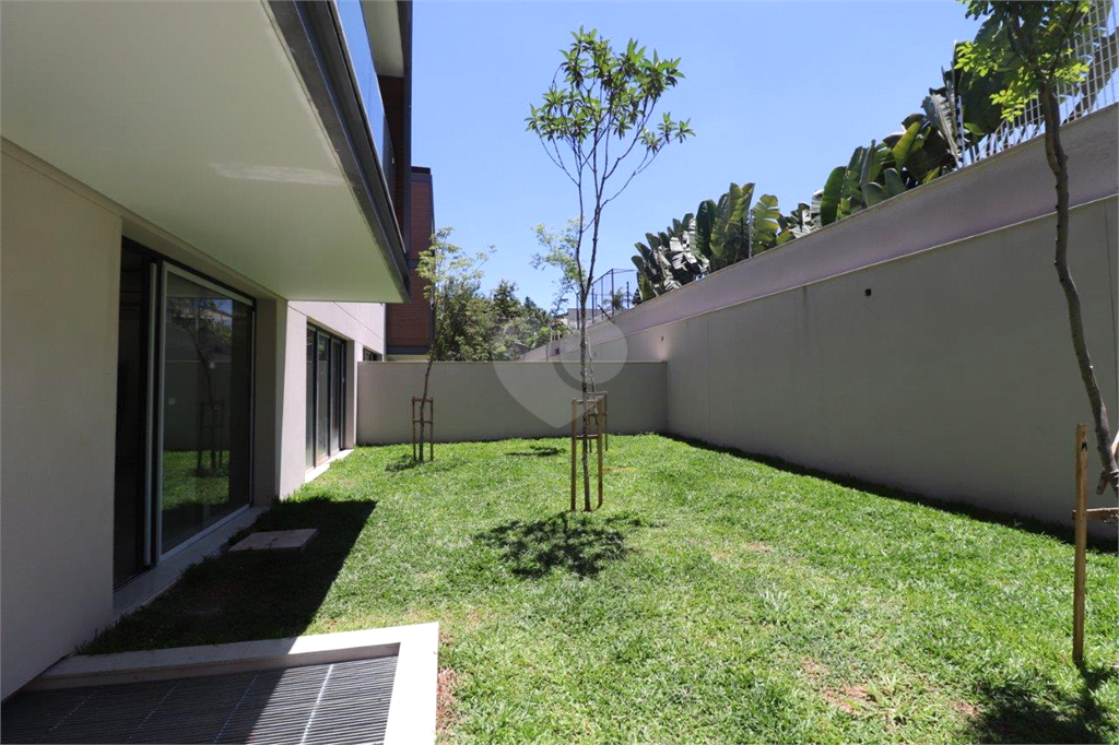 Venda Condomínio São Paulo Alto De Pinheiros REO266869 37