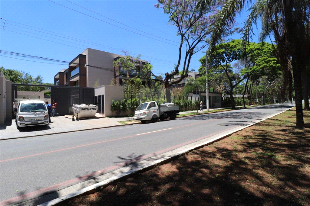 Venda Condomínio São Paulo Alto De Pinheiros REO266869 47