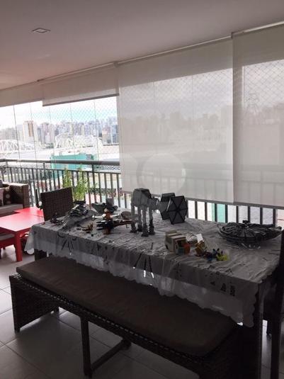 Foto REO266983
