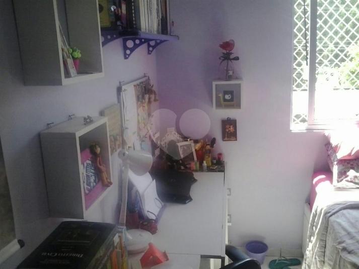 Foto REO267224