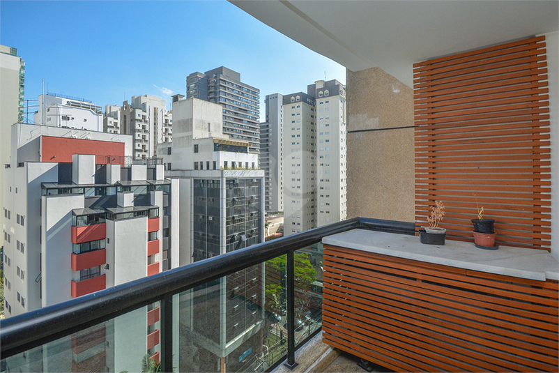 Foto REO268512