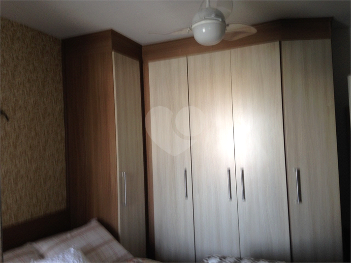 Foto REO268642