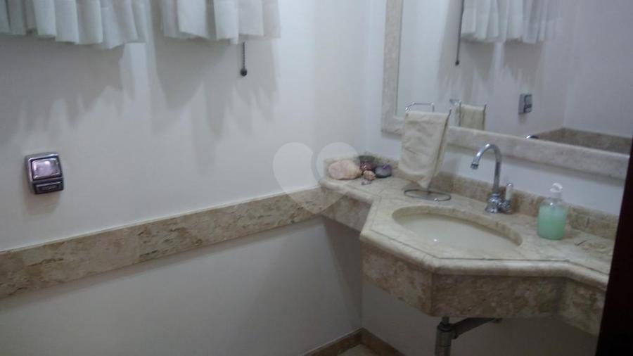 Foto REO268938
