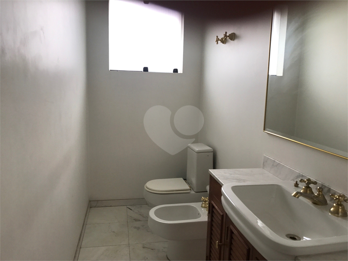 Foto REO270275