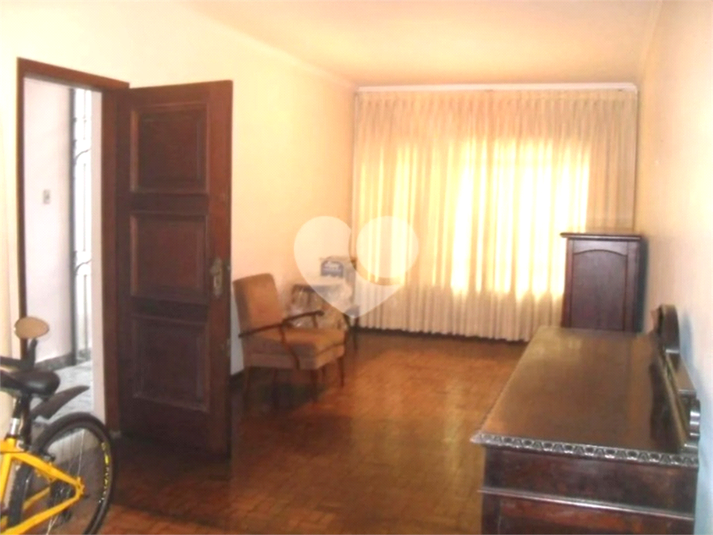 Foto REO272034