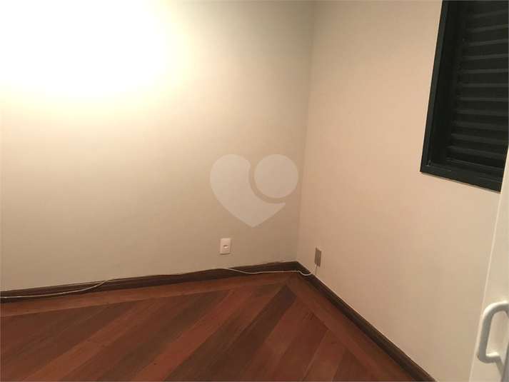 Foto REO274370