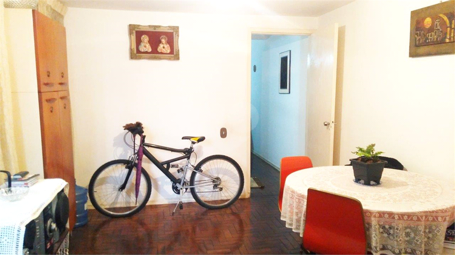 Foto REO277097