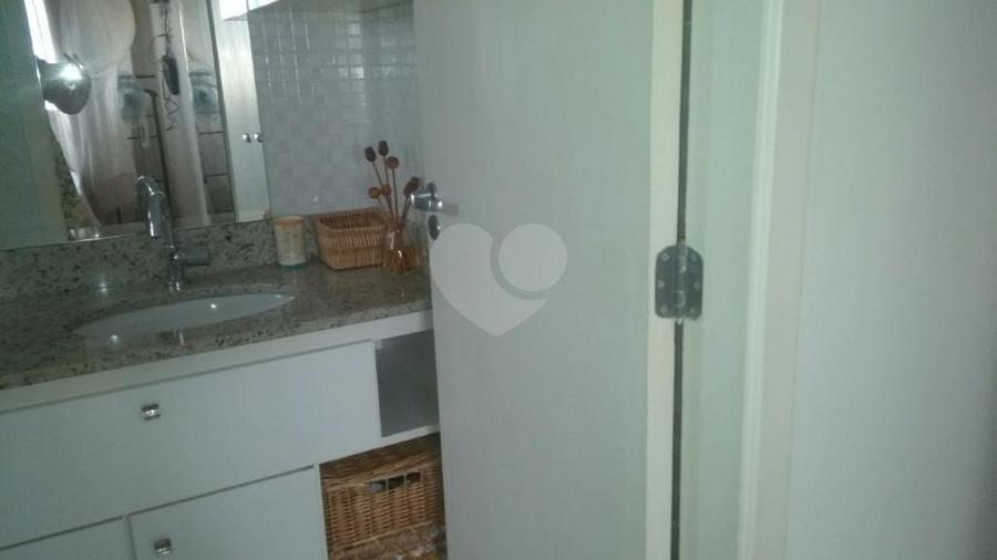Foto REO278461
