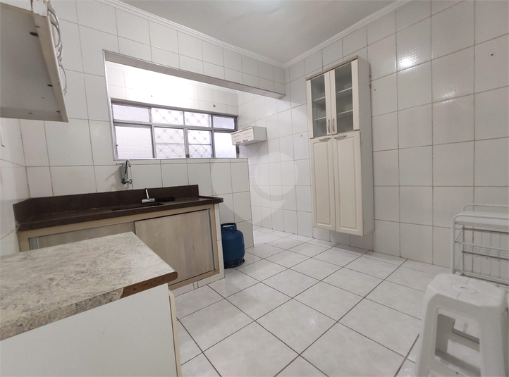 Aluguel Apartamento Santos Marapé REO281446 17