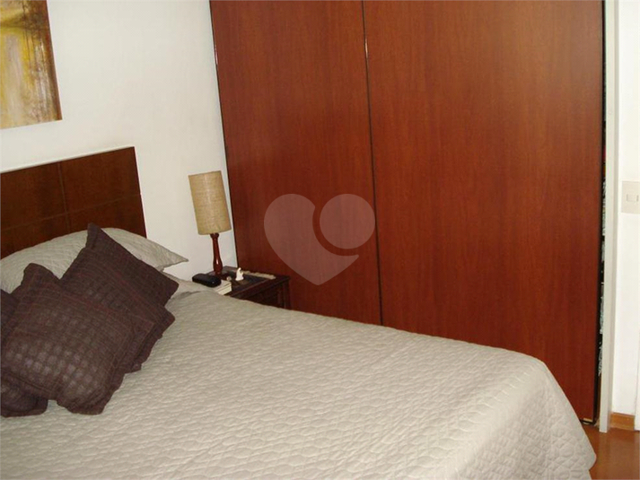 Foto REO281540