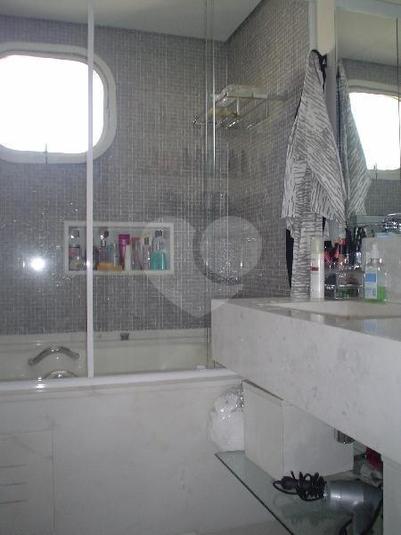 Foto REO28412