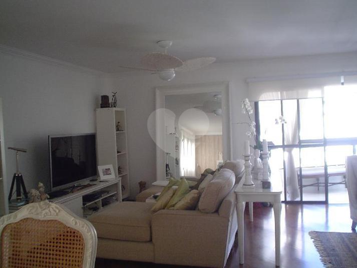 Foto REO28412