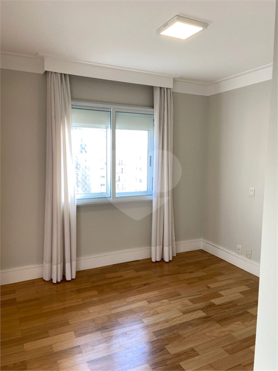 Venda Apartamento São Paulo Moema REO28480 10