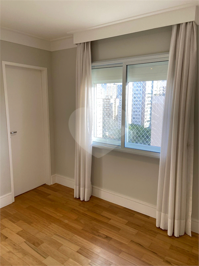 Venda Apartamento São Paulo Moema REO28480 14