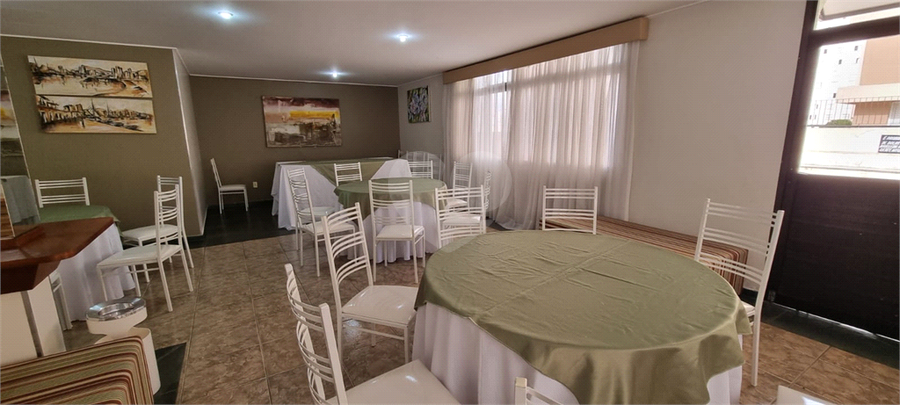 Foto REO287570