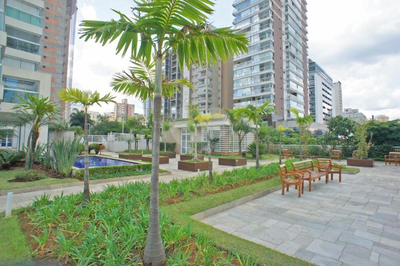 Vila Olimpia, Reformado com Varanda Gourmet, andar alto - Jardim interno