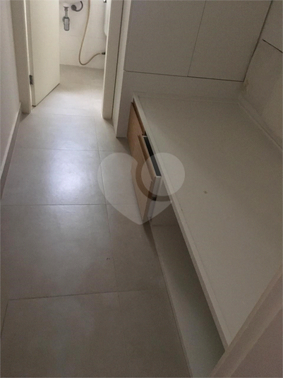 Foto REO290824