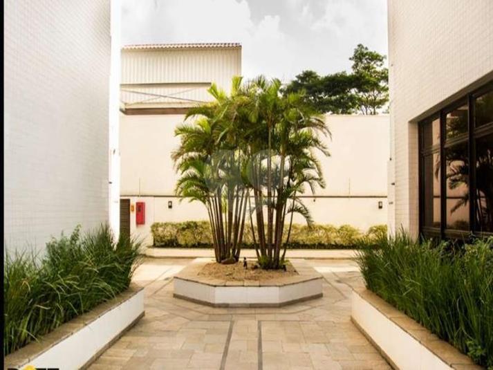 Venda Apartamento São Paulo Moema REO291726 8