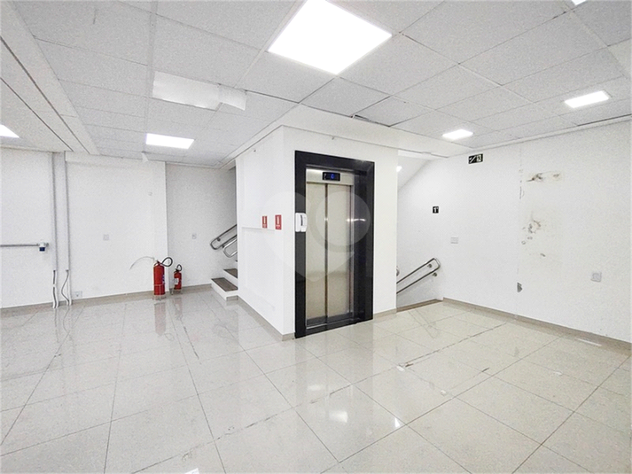 Venda Prédio inteiro São Paulo Santana REO293007 14