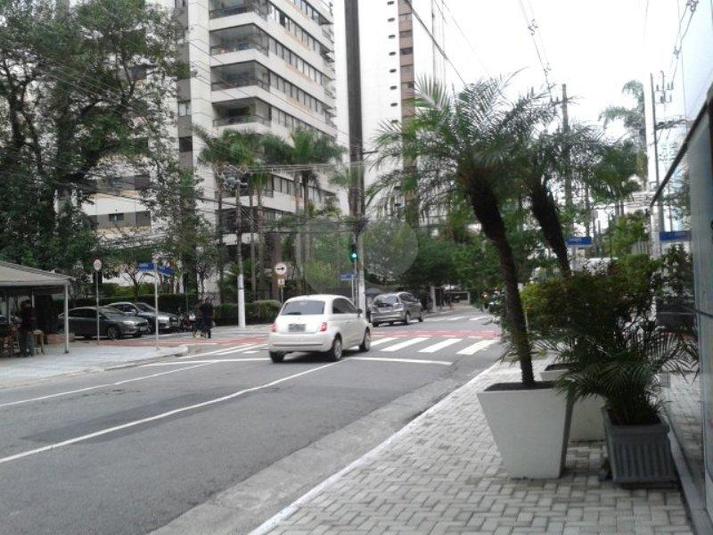 Foto REO296028