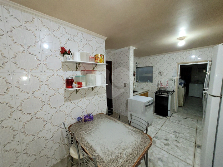 Foto REO296351