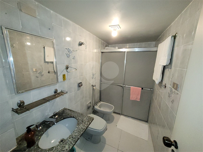 Foto REO296351