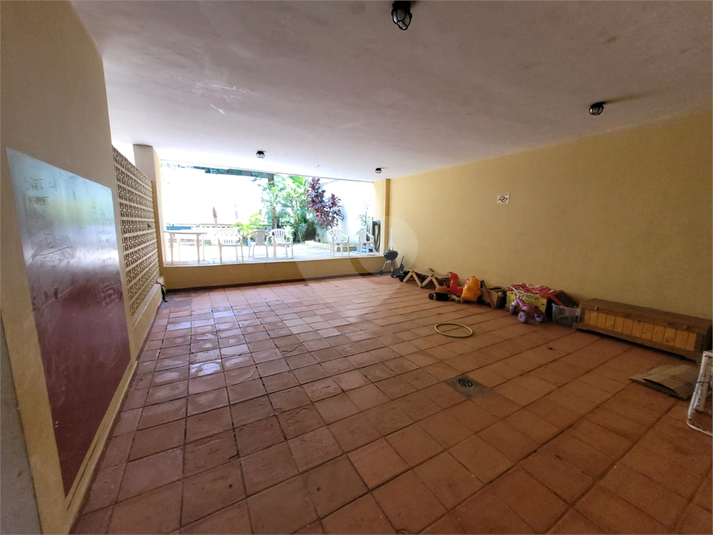Foto REO296351