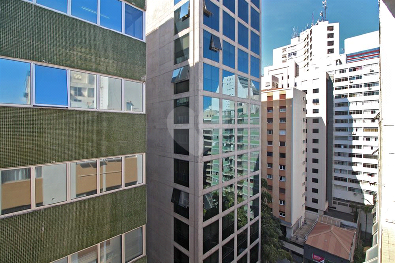 Foto REO297846
