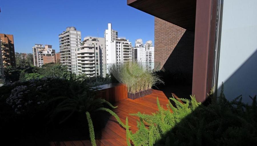 Foto REO298159