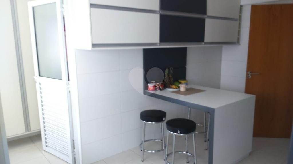 Venda Apartamento Santos Gonzaga REO298794 10