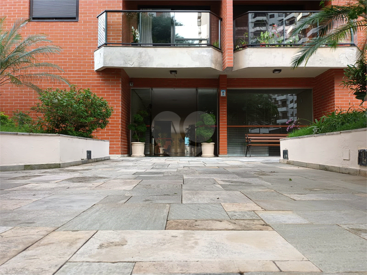 Foto REO299159