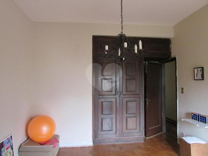 Foto REO302568