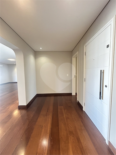 Foto REO302631