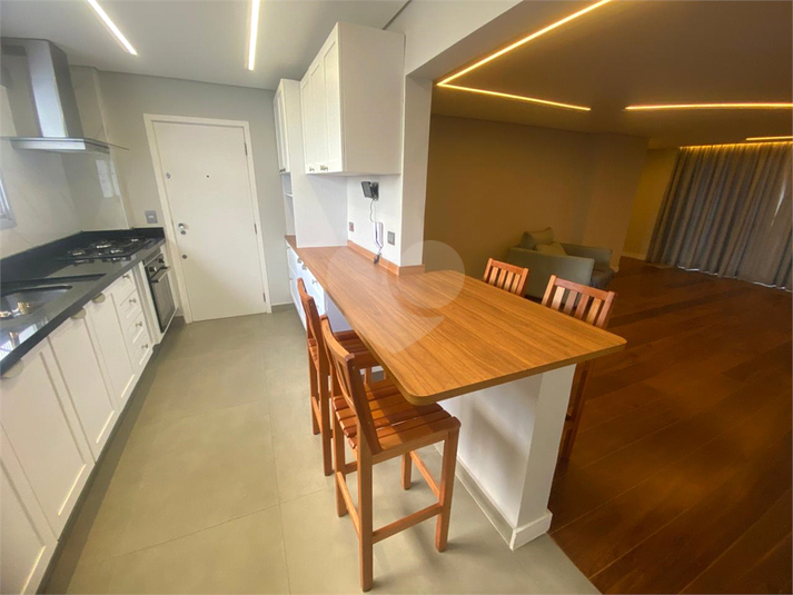 Foto REO302761