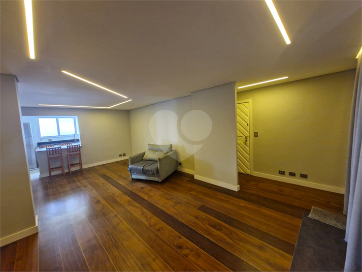 Foto REO302761