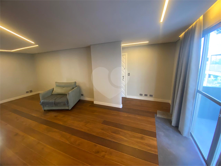 Foto REO302761