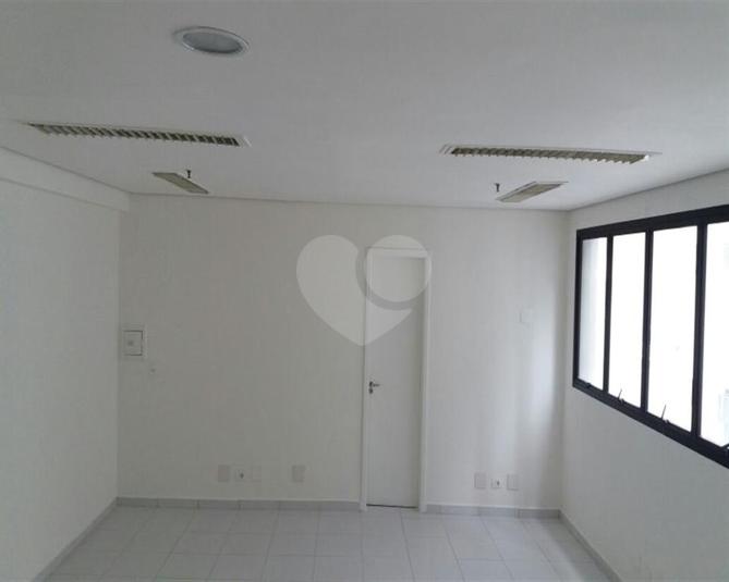 Foto REO303158