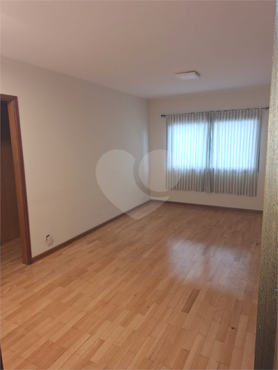 Foto REO303171