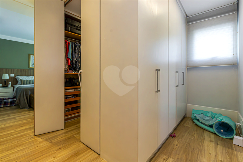suite master / closet
