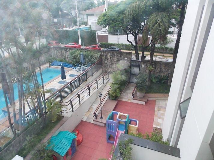 Foto REO30438