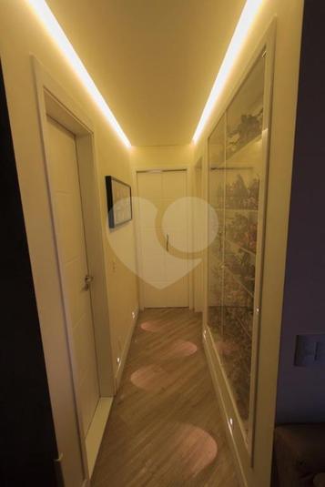 Foto REO304534