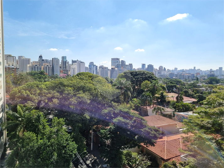 Foto REO304676