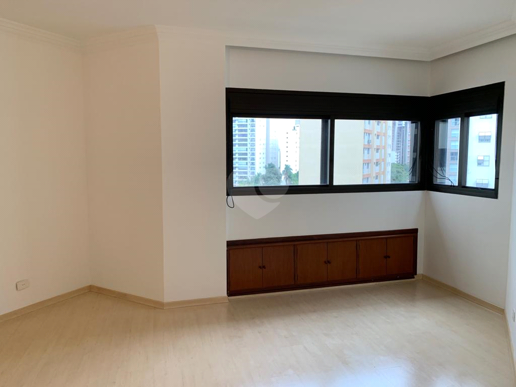 Venda Apartamento São Paulo Campo Belo REO307933 8