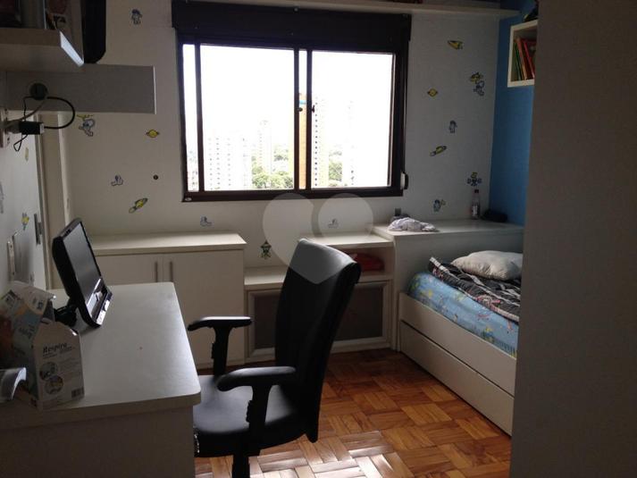 Foto REO30905