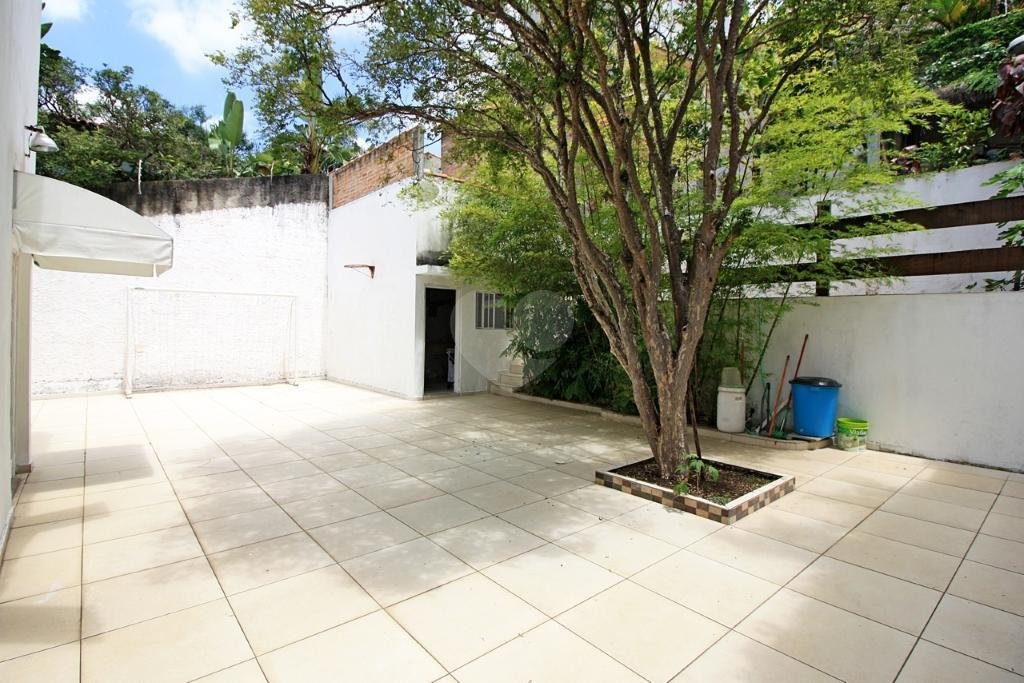 Venda Casa São Paulo Pacaembu REO309685 24