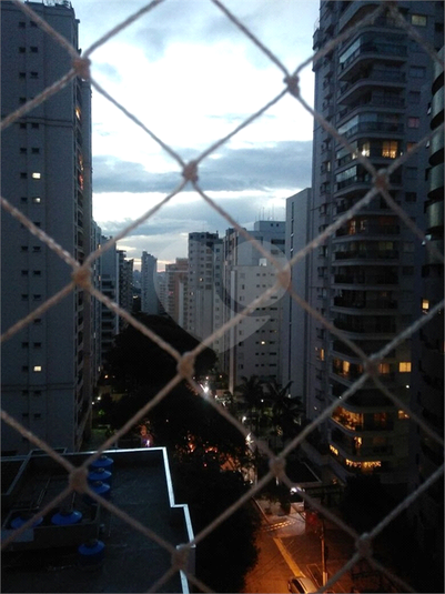 Foto REO309916