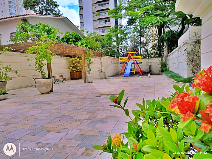 Foto REO310220