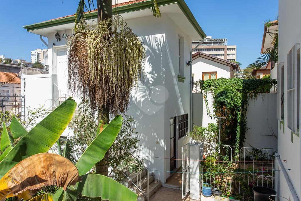 Venda Casa de vila São Paulo Pacaembu REO310688 45