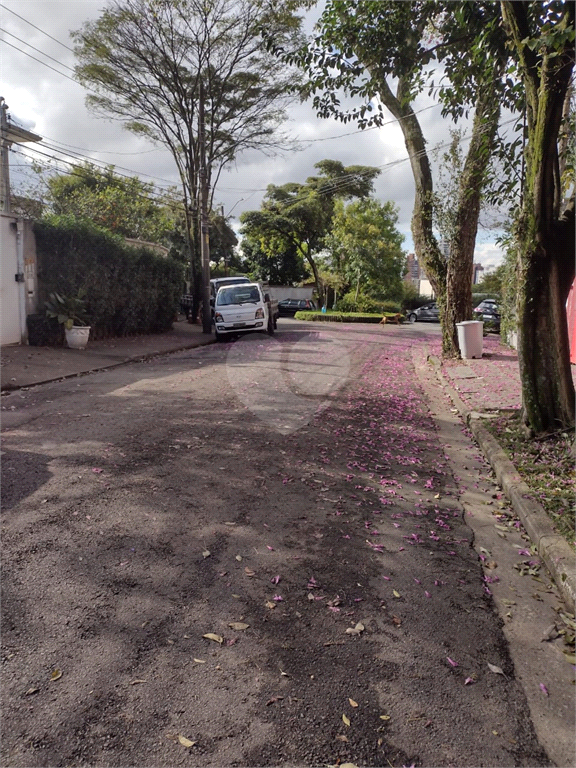 Venda Casa de vila São Paulo Pacaembu REO310688 60